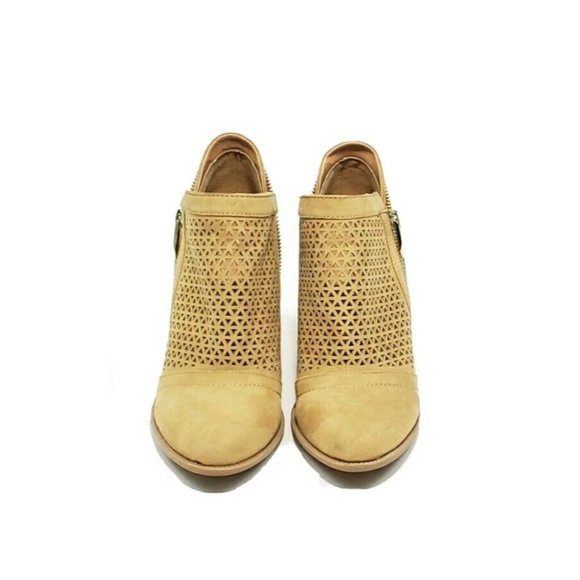 Fergie Dream Booties Heel Zip Tan Suede Womens US 6 - Picture 3 of 7